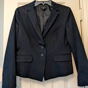 Black Ann Taylor 2-button Blazer, size 8 petite